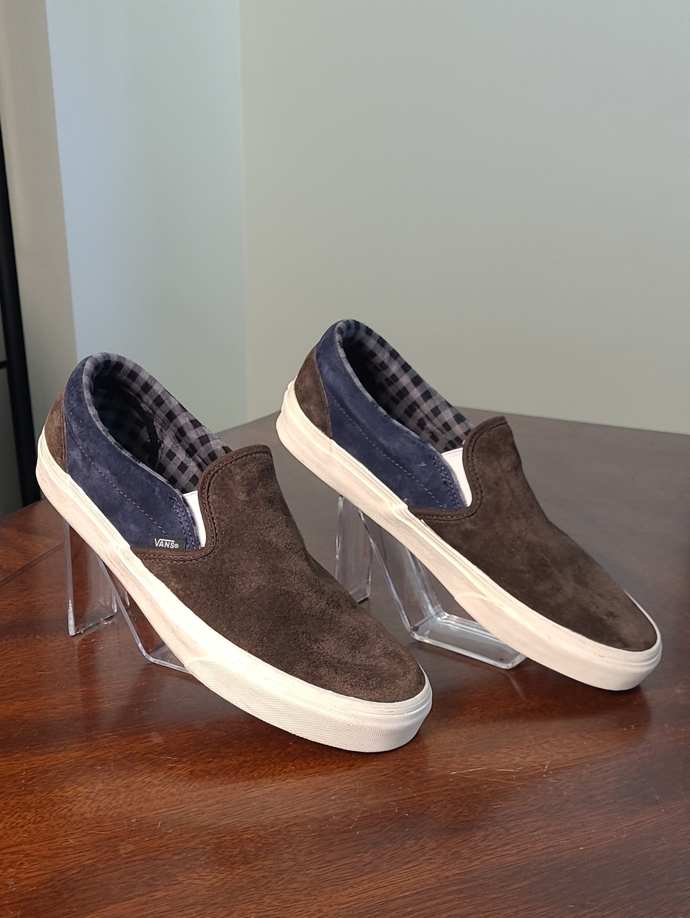 Vans Classic Off The Wall Men's Slip-On Pig Suede Sneakers Brown Blue Plaid 10.5